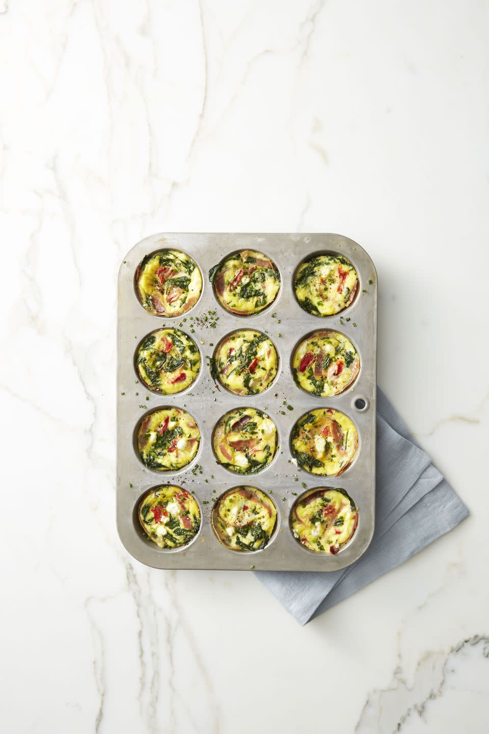 Spinach and Prosciutto Frittata Muffins