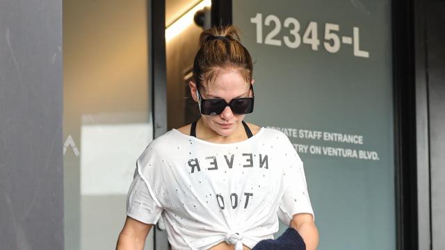 Jennifer Lopez Just Stepped Out in These Glittery Leggings (Again