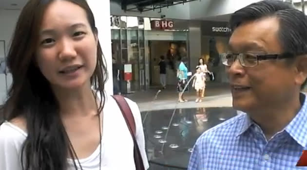 NSP's Nicole Seah endorses Tan Jee Say for President. (Screencap from YouTube)