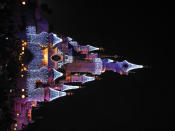 <b>Disneyland París</b><br><br> Tamaño: 2230 hectáreas<br> Proporción de Eurovegas: 0,33 veces su tamaño