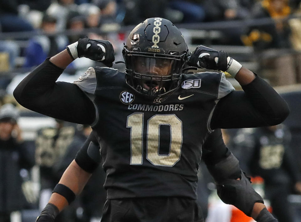 Vanderbilt DL Dayo Odeyingbo is a prospect who fits what the Patriots need defensively. (Photo by Frederick Breedon/Getty Images)