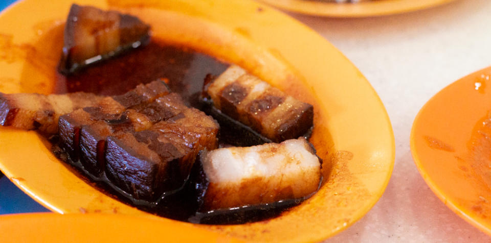 loo's Hainanese curry rice - fatty pork belly