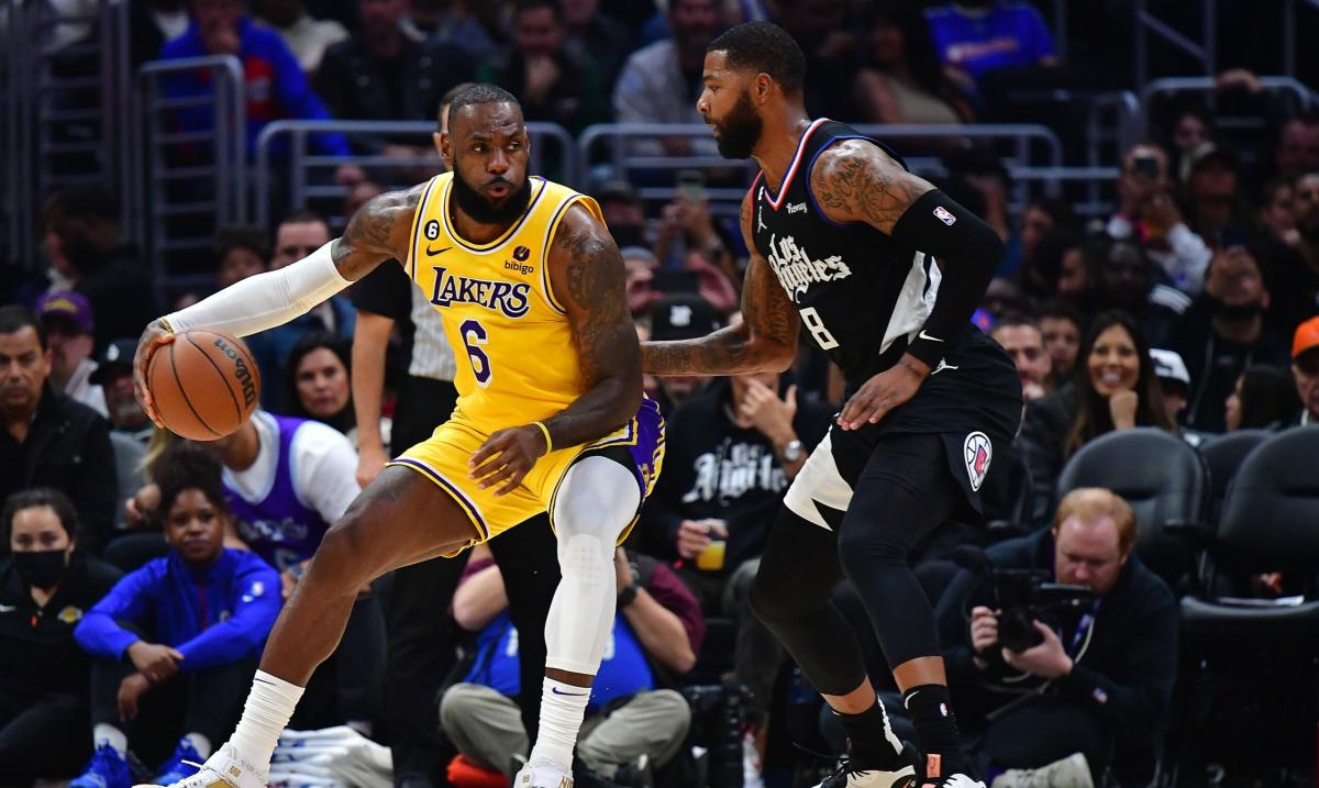 Lakers injury updates: LeBron James available to play Friday vs. Cavaliers  - DraftKings Network