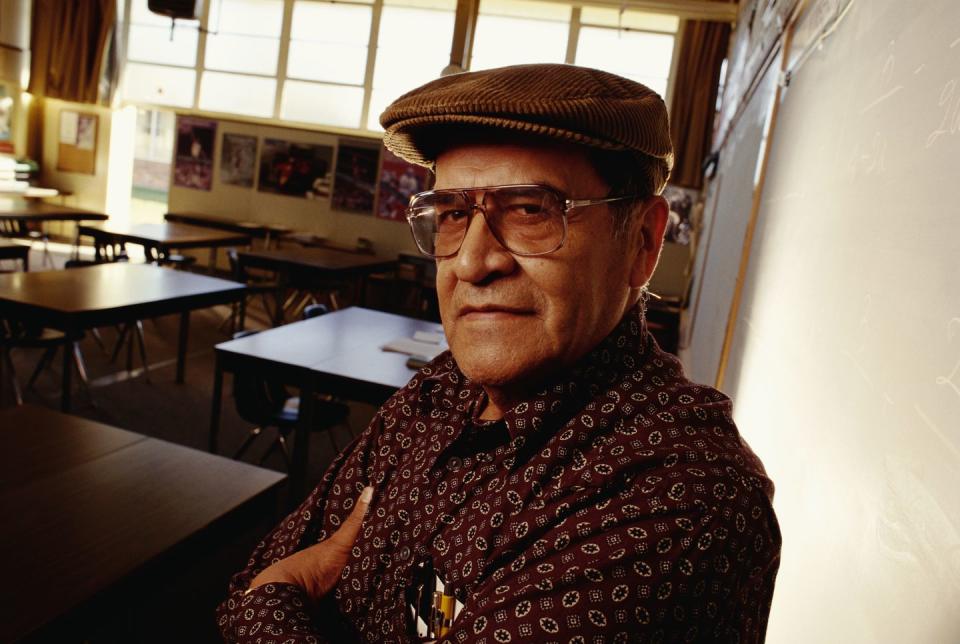 <p>Accused of cheating on an Advanced Placement Calculus exam, Latino students at an East Los Angeles high school are asked to take the test again. Their teacher, Jaime Escalante, helps the class deal with the racial bias involved in them having to retake the test and, oh yeah, pass it a second time.</p>