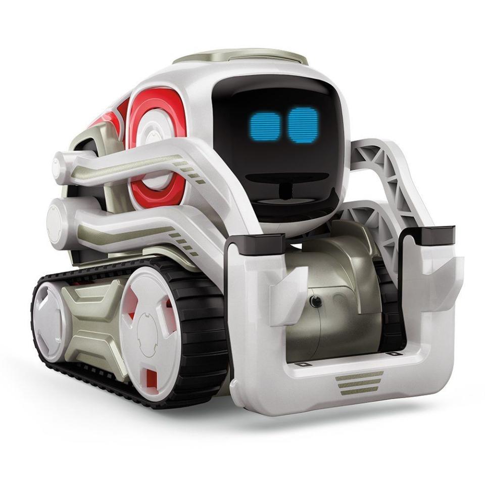 2016: Anki Cozmo