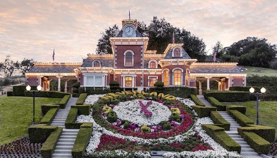 7) Neverland features several structures, including three guest homes.