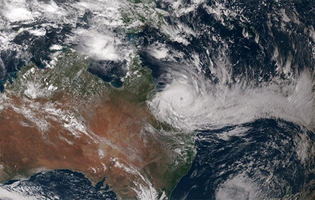 Cyclone Debbie carves a path across Queensland's coast