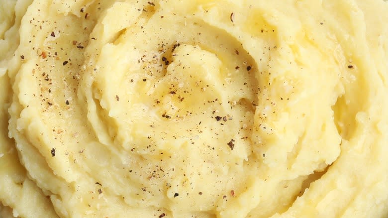 mashed potatoes with salt, pepper