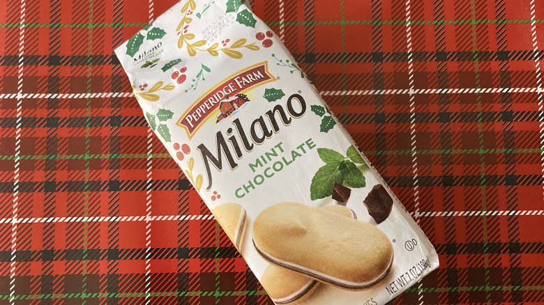 Mint chocolate Milano cookies