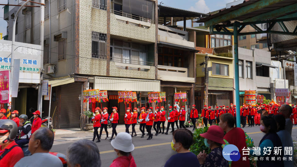 龍德宮天上聖母祈福遶境       四媽祖欽點女弟子護駕隨行