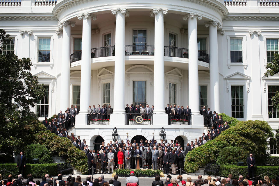 Obama Welcomes BCS Nat'l Champion U. Of Alabama To The White House