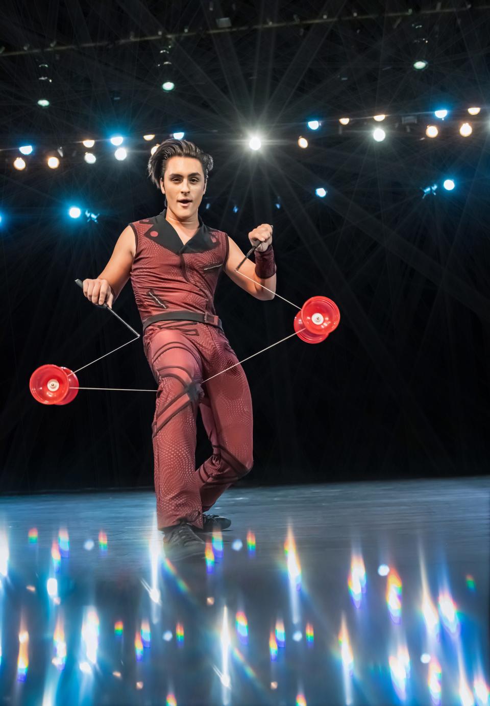 Elan España is juggles a diabolo in his performances with Circus Sarasota.