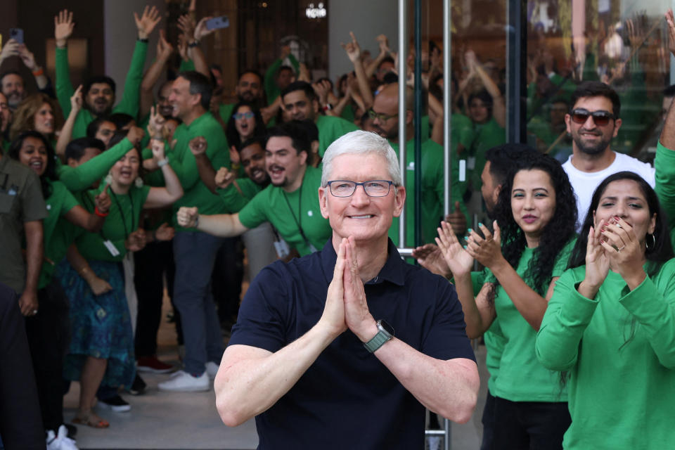 Apple CEO Tim Cook gestures during the inauguration of India's first Apple retail store in Mumbai, India, April 18, 2023. REUTERS/Francis Mascarenhas