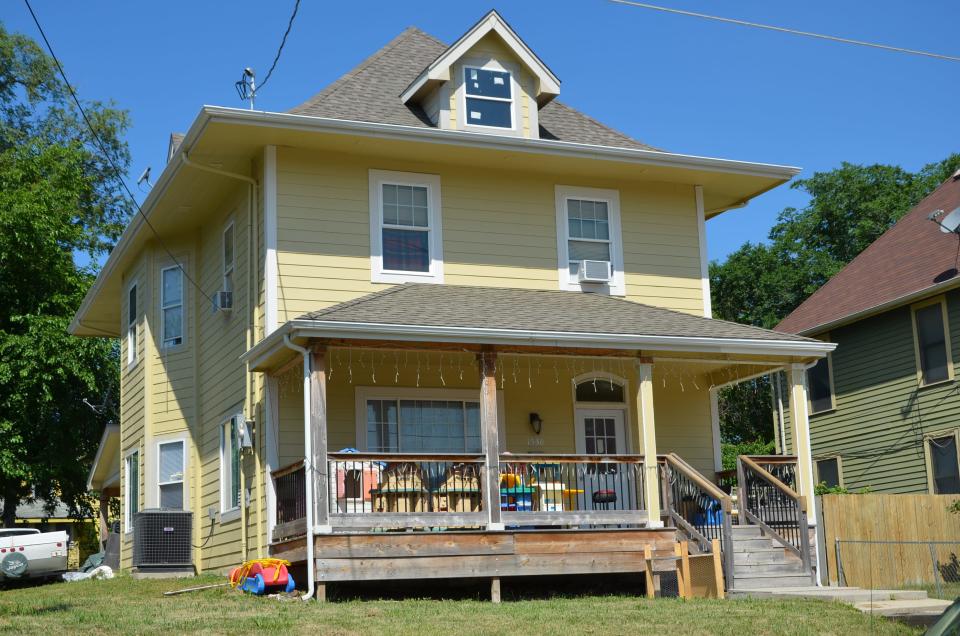 The Earhart's lived at 1530 8th Street, Des Moines, when they first moved to Iowa in 1907. The house, built in 1903, still stands as a residential home.