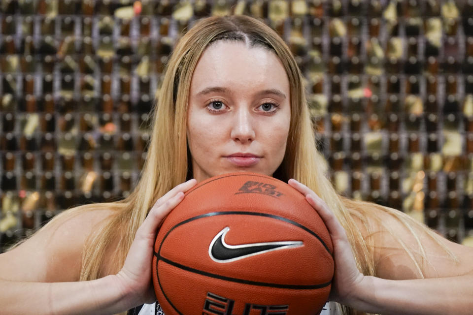 UConn's Paige Bueckers has been cleared to play this season after suffering a torn ACL ahead of last season. (Photo by Porter Binks/Getty Images)