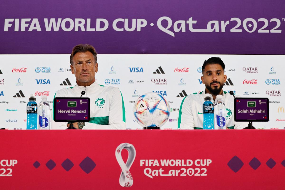 We have a very serious federation” – Herve Renard denies rumors claiming  Saudi Arabia players will receive Rolls-Royce cars after FIFA World Cup win  over Argentina