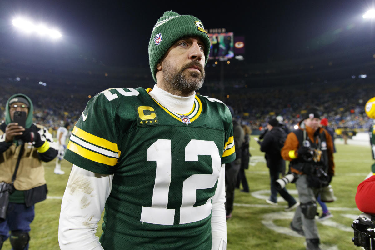 I'm either all-in or I'm out': Rodgers reiterates he's not ready