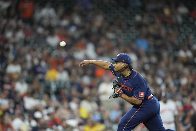 Jarren Duran dusts himself off and helps Red Sox overpower Mariners, 9-4 -  The Boston Globe