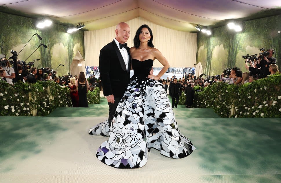 Jeff Bezos and Lauren Sánchez at the 2024 Met Gala