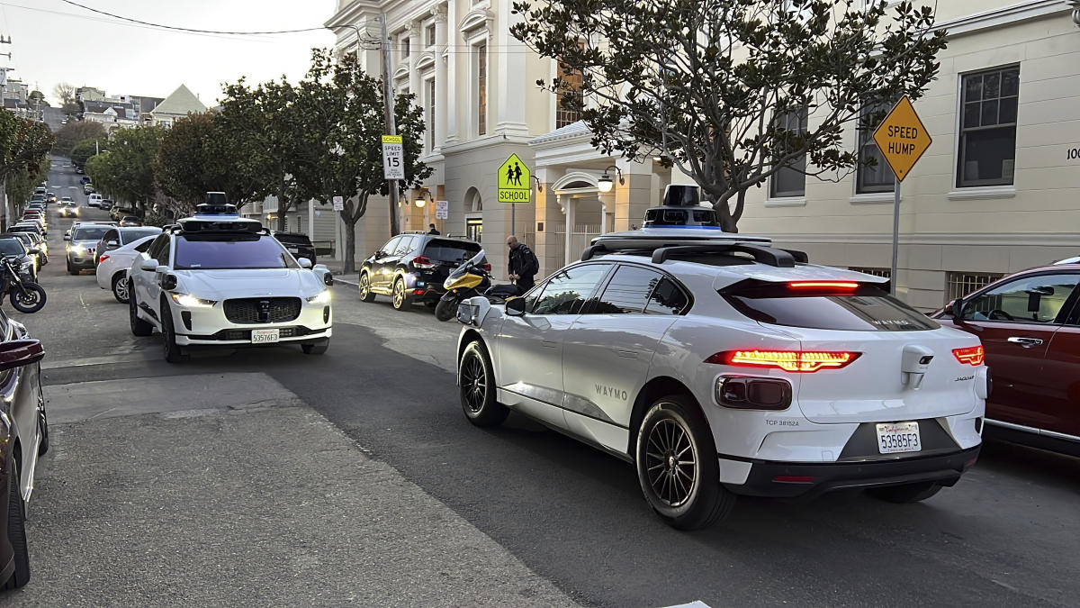 #No driver? No problem. Robotaxis eye San Francisco expansion