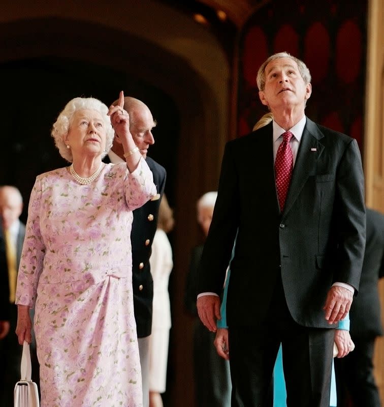 FILE PHOTO: U.S. President Bush visits Queen Elizabeth II at Windsor Castle