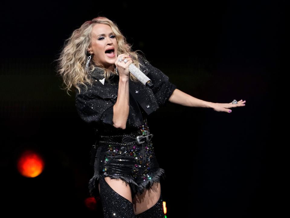 Country music superstar Carrie Underwood performs at Nationwide Arena on Saturday.