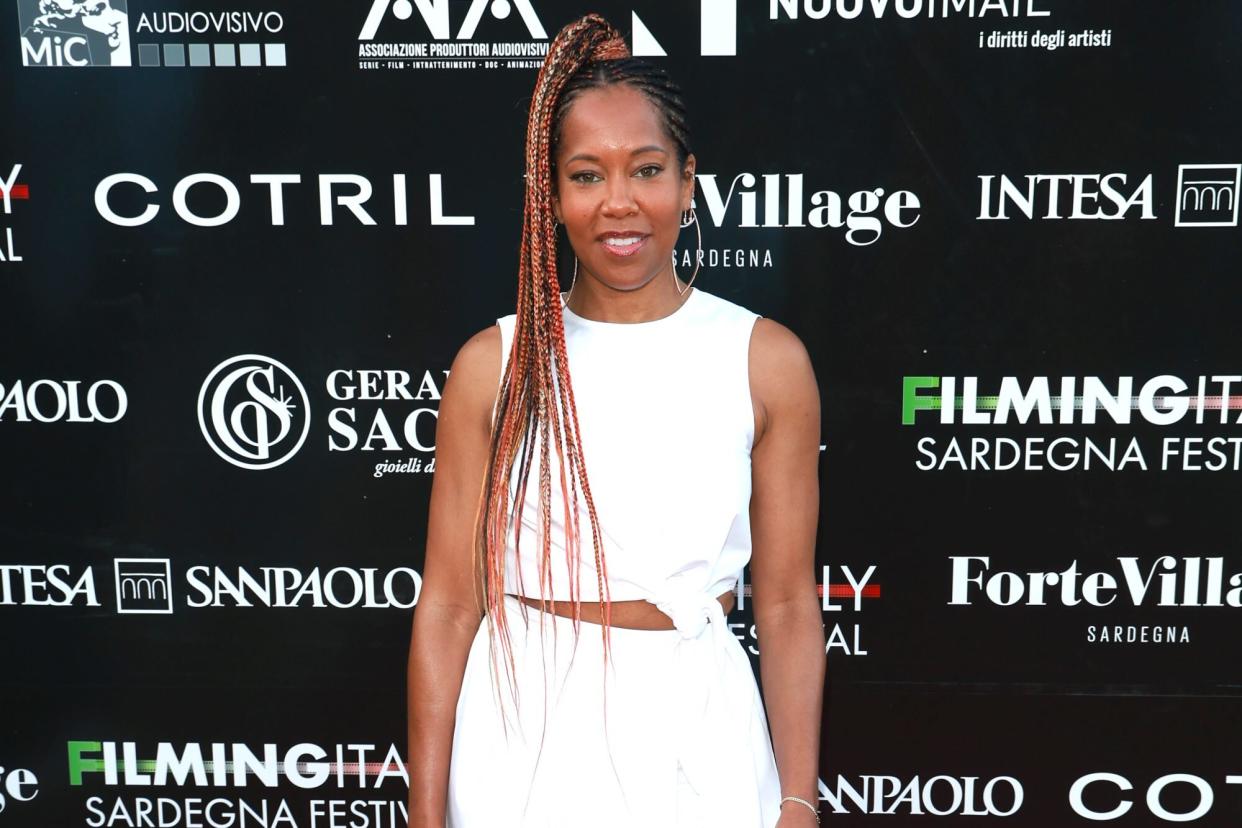 SANTA MARGHERITA DI PULA, ITALY - JUNE 10: Regina King attends the Filming Italy 2022 red carpet on June 10, 2022 in Santa Margherita di Pula, Italy. (Photo by Daniele Venturelli/Daniele Venturelli / Getty Images)