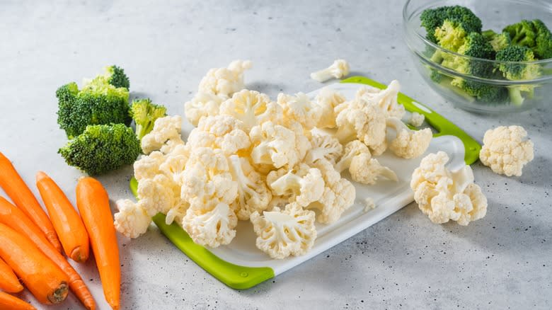 Broccoli and cauliflower florets