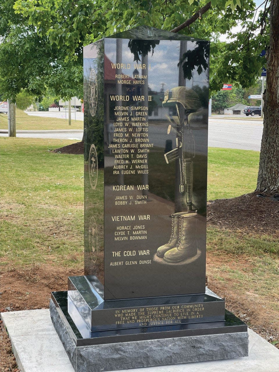 Hunter Ruff, with his company Upstate Memorials, designed and placed this monument in downtown Iva. It is eight feet tall and honors the lives of soldiers from the community who died during wars.