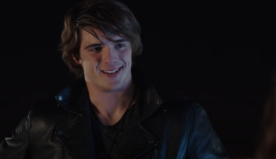 Screenshot from "The Kissing Booth"