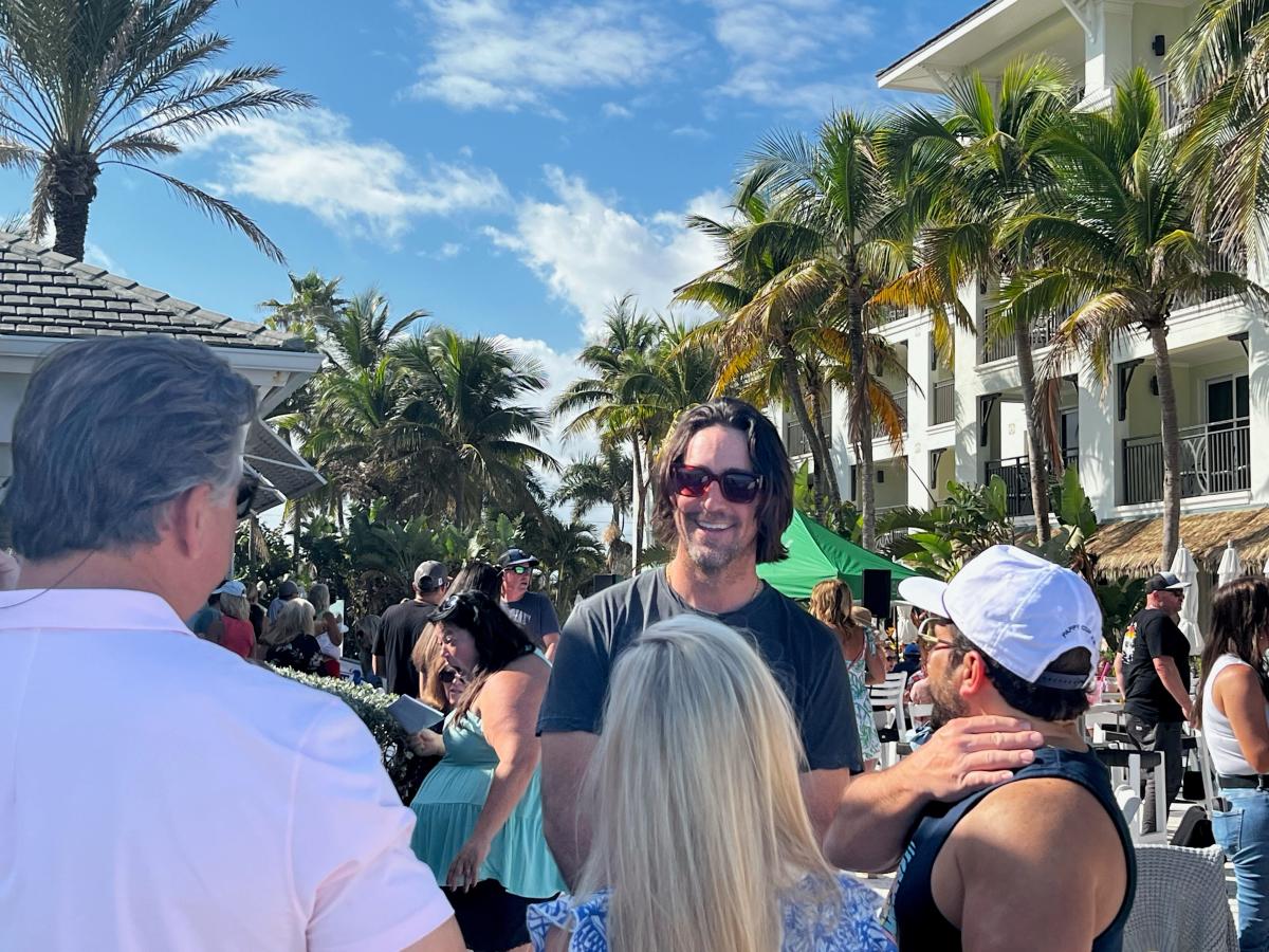 Jake Owen meets fans ahead of annual foundation concert with Darius