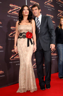 Catherine Zeta Jones and Antonio Banderas at the LA premiere of Columbia Pictures' The Legend of Zorro