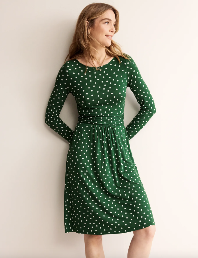 Fans lover Boden's versatile Abigail Jersey Dress