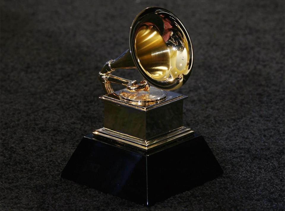 Grammy Award Trophy, Gramophone