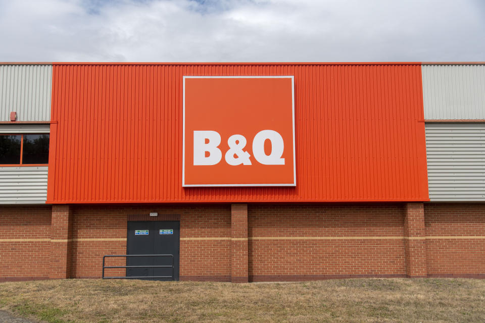 LONDON, UNITED KINGDOM - 2020/08/04: A DIY store B&Q logo at a branch in London. (Photo by Dave Rushen/SOPA Images/LightRocket via Getty Images)