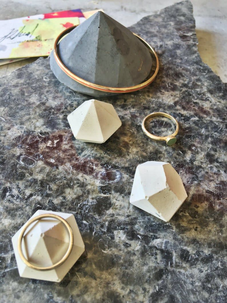 Concrete Diamond Ring Holder Set