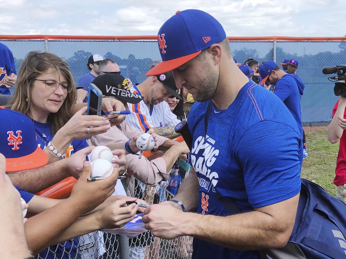 Tim Tebow passionate about attempt to get into pro baseball after