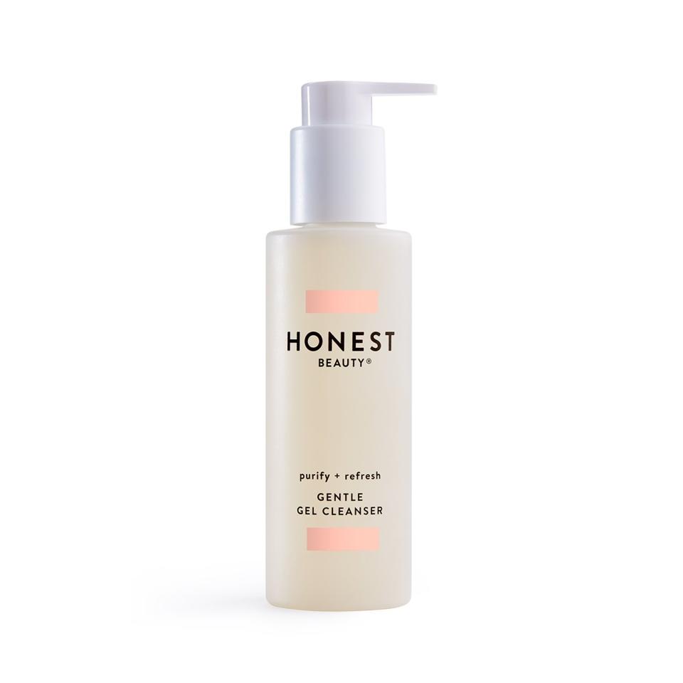 Honest Beauty Gentle Gel Cleanser with Chamomile & Calendula Extracts (Credit: Amazon)