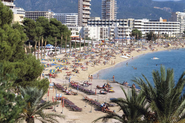 Tourists pay 50% more in resort shops in Majorca