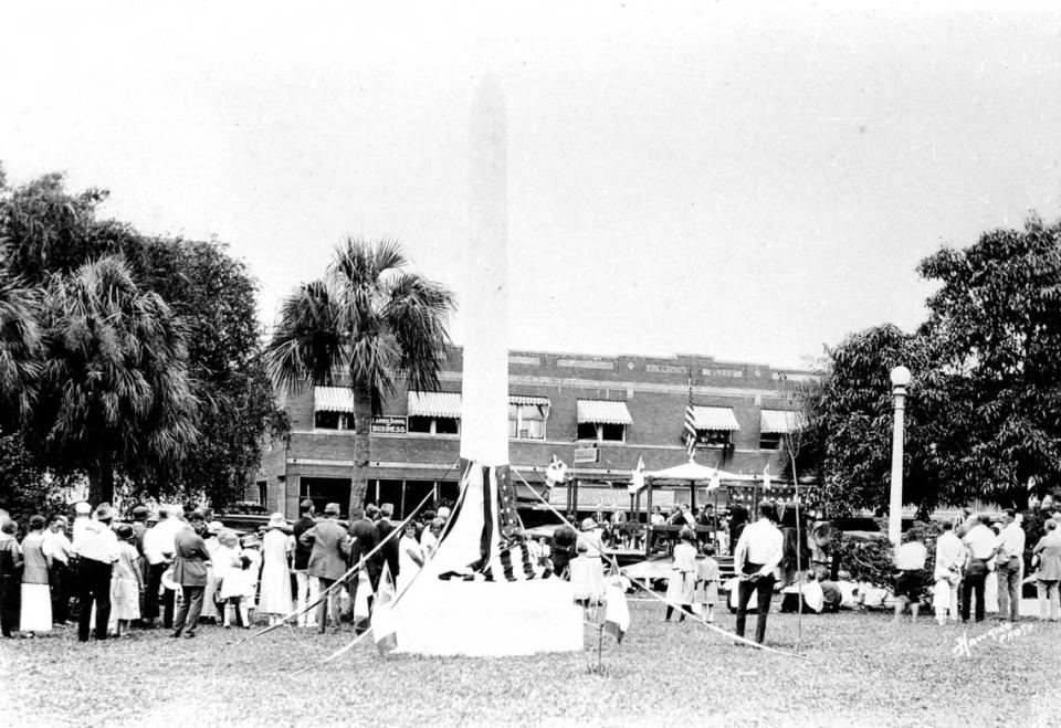 The unveiling of a Confederate Monument at the Manatee County Court House Square on June 22, 1924.