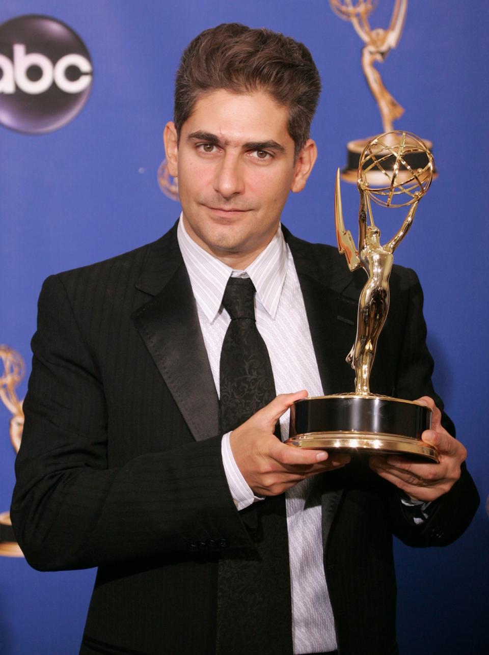 Michael Imperioli with the Emmy for Outstanding Supporting Actor in a Drama Series for his work in ‘The Sopranos’ on 19 September 2004 at the Shrine Auditorium, in Los Angeles, California (Carlo Allegri/Getty Images)