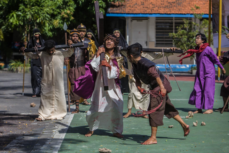 A procession of Christians in Surabaya, East Java, on Good Friday. (Suryanto Putramudji/ / NurPhoto via Getty Images)