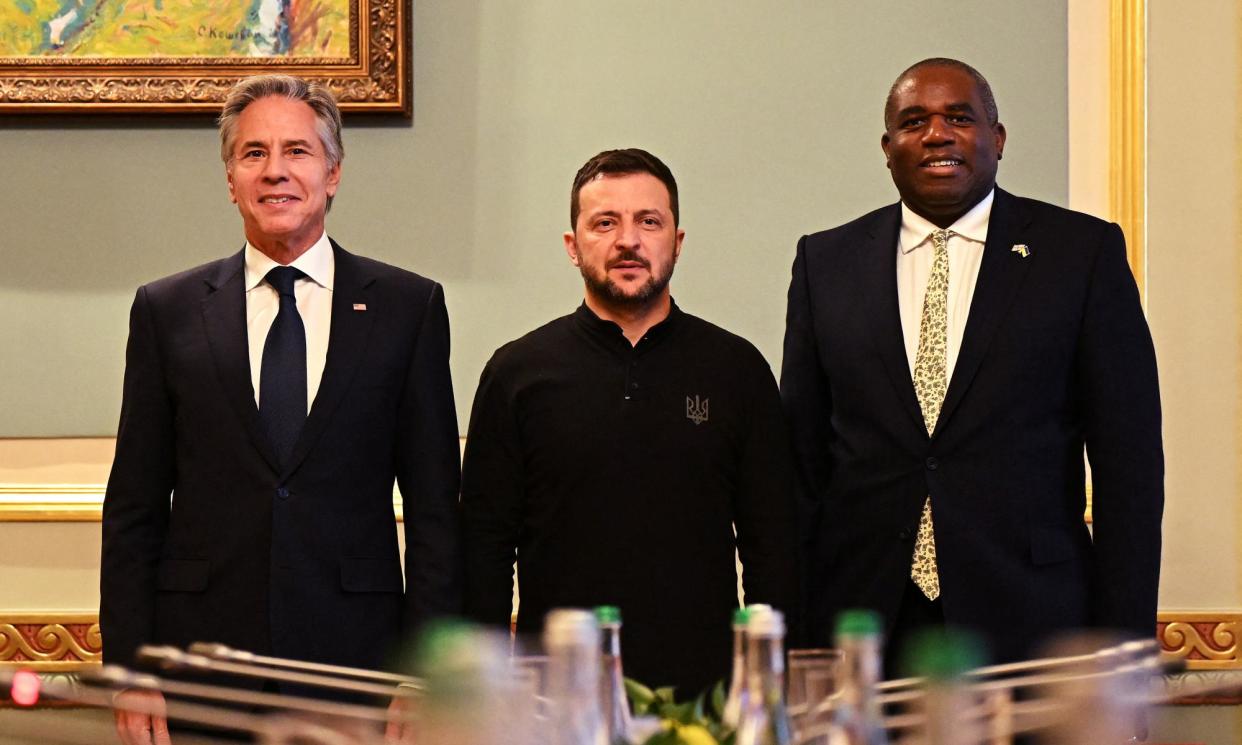 <span>Antony Blinken, Volodymyr Zelenskiy and David Lammy in Kyiv.</span><span>Photograph: Leon Neal/Reuters</span>