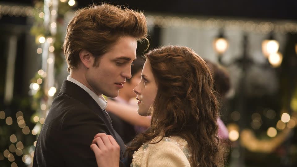 (From left) Robert Pattinson and Kristen Stewart in 'Twilight.' - Summit Entertainment/Temple Hill Entertainment/Maverick Films