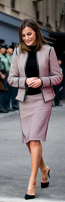 queen-letizia-tweed-jacket