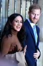 Alors que le royal wedding de Meghan et Harry se prépare, le père de la future mariée se retrouve au coeur de toutes les attentions. Il affirme qu'il sera absent, puis présent, puis de nouveau absent à cause de sa santé... Thomas Markle va également organiser une fausse paparazzade, et tenir des propos polémiques envers la famille royale, qui vont nuire à la réputation de sa fille. Cette dernière décide alors de couper les ponts avec lui. (Photo by DANIEL LEAL-OLIVAS - WPA Pool/Getty Images)