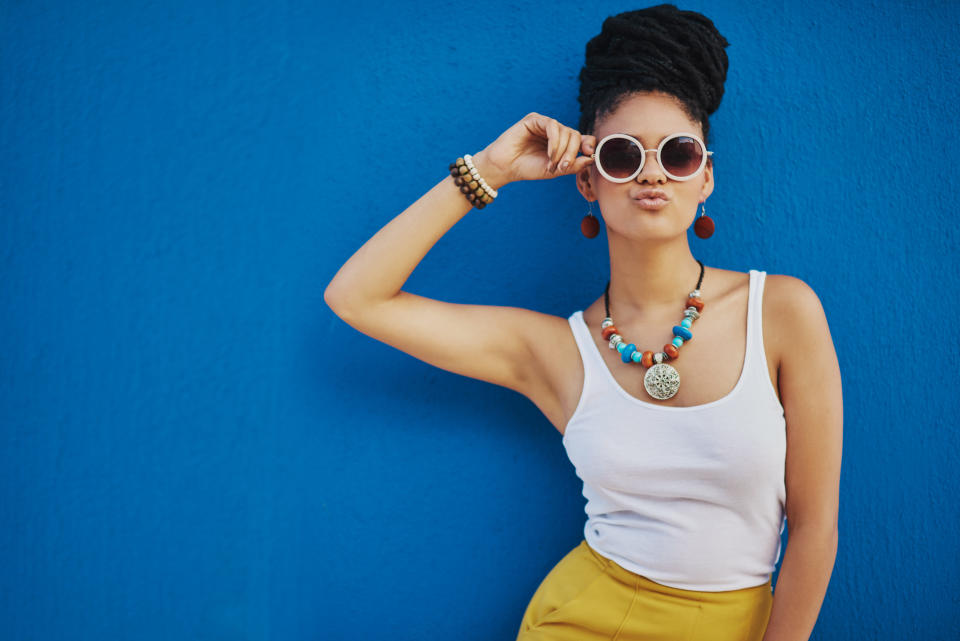 A guide to <a href="https://www.etsy.com/featured/blackownedshops" target="_blank" rel="noopener noreferrer">Black-owned Etsy jewelry</a> shops, because there&rsquo;s power in where you spend your money. (Photo: PeopleImages via Getty Images)
