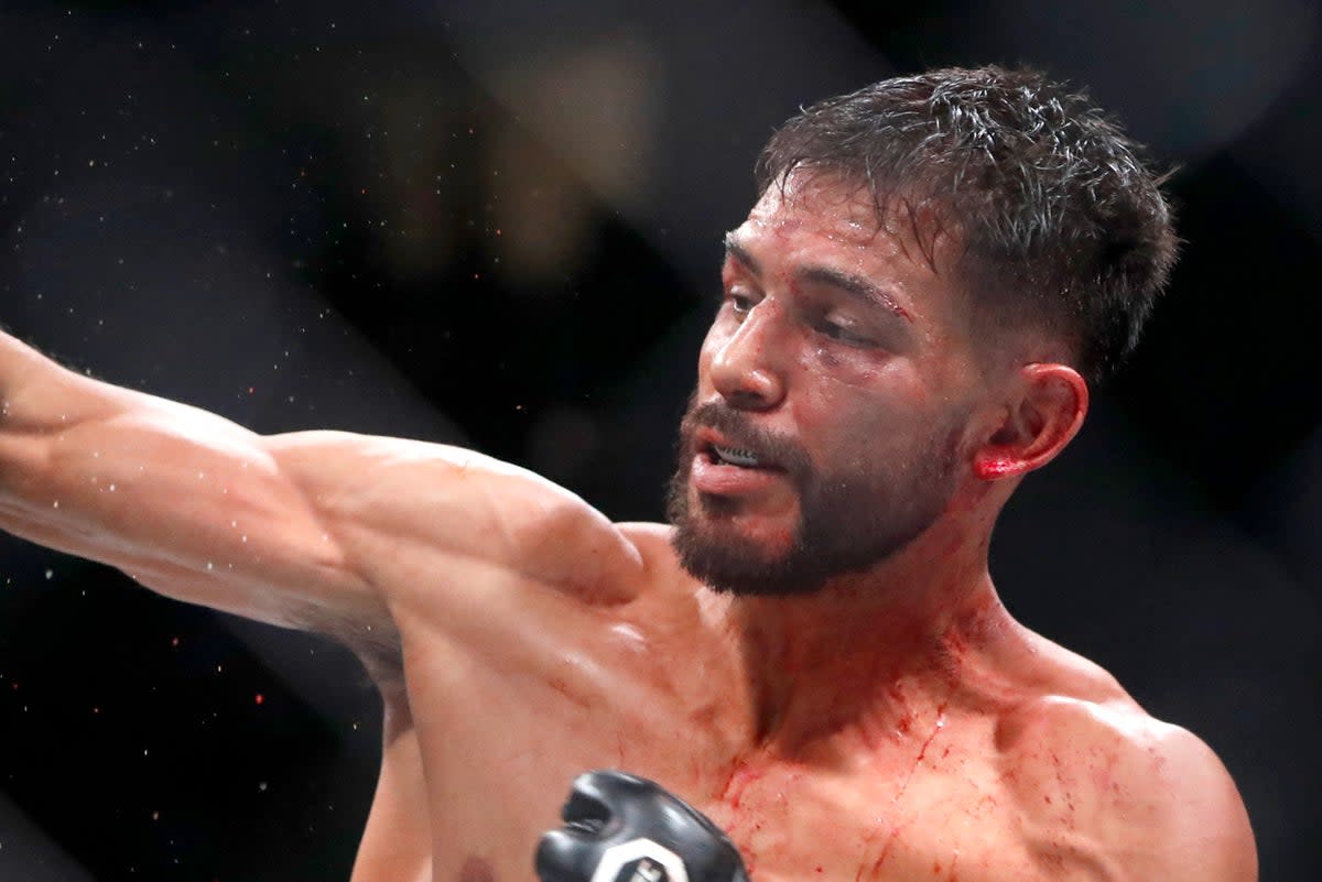 Rodriguez during his title fight loss to Volkanovski in July (Getty Images)