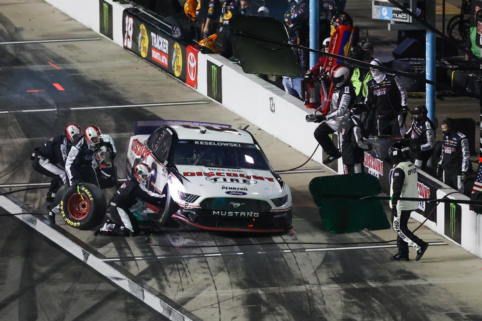 DAYTONA, FL - FEBRUARY 11: Brad Keselowski, driver of the #2 Team Penske Discount Tire Ford Mustang,  gets repaired in the pits during the second Bluegreen Vacations Duel at Daytona on February 11, 2021 at Daytona International Speedway in Daytona Beach, Fl. (Photo by David Rosenblum/Icon Sportswire via Getty Images)