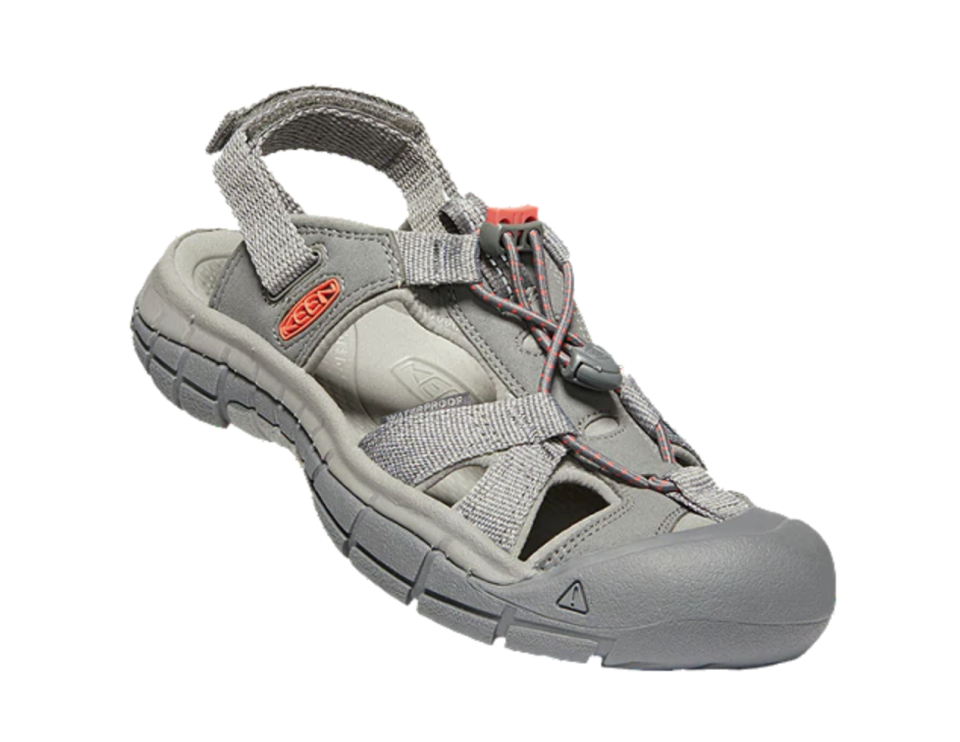 Keen Women's Ravine H2 Sandals. Image via Sport Chek.